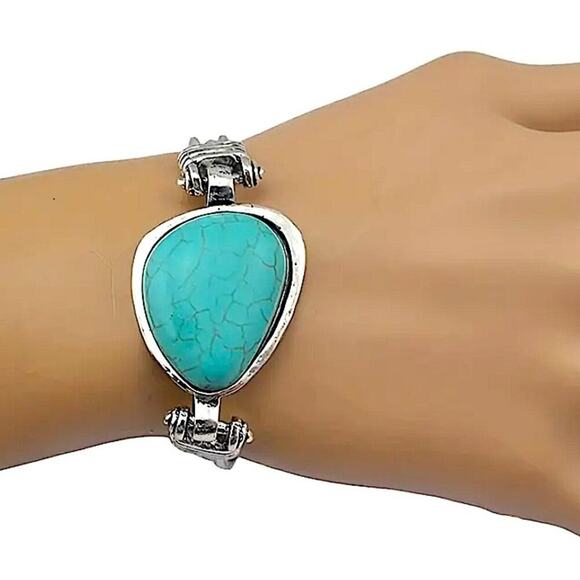 Vintage Boho Silver Turquoise Bracelet - Picture 3 of 8